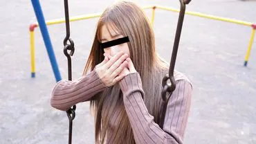 Hentai-loving beauty Sakura Nagata who licks her ass clean and even gives a blowjob