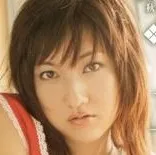 Akimoto Junna
